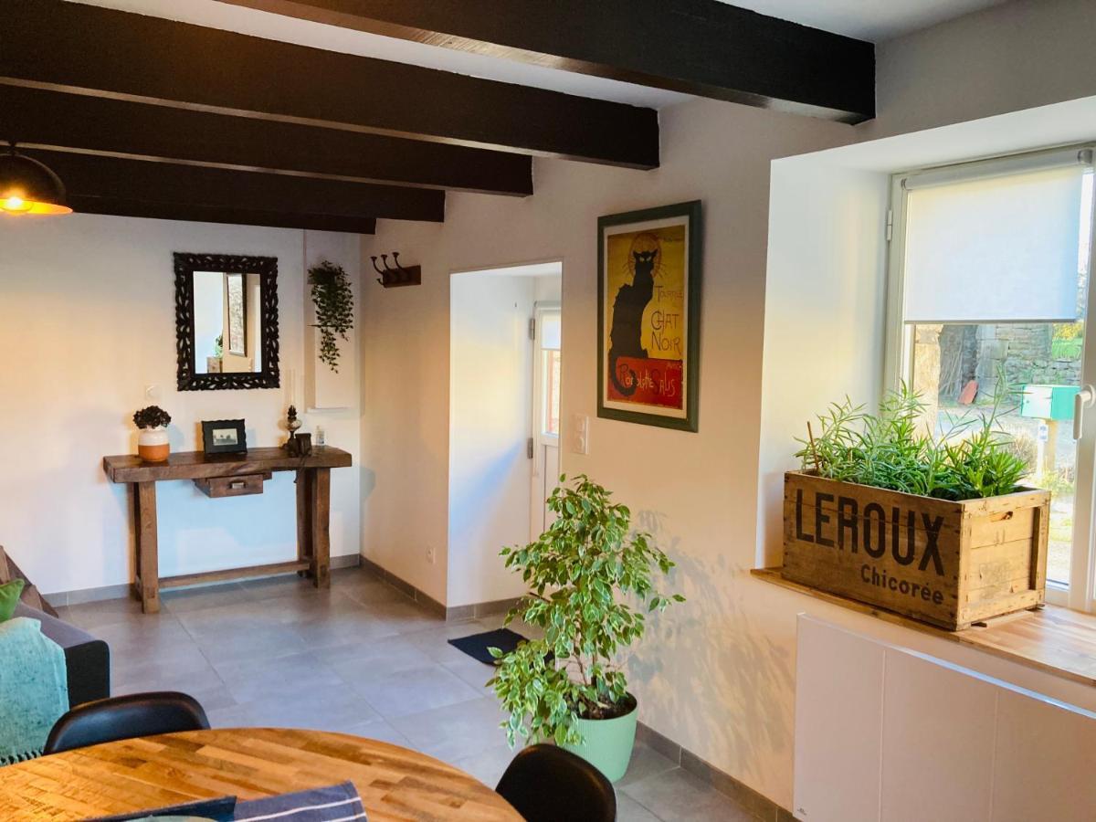 Charmante petite maison rénovée Quistinic Exterior foto